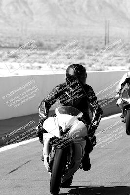 media/Apr-10-2022-SoCal Trackdays (Sun) [[f104b12566]]/Around the Pits/